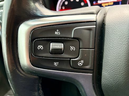 Used 2022 Chevrolet Silverado 2500 LT w/ Convenience Package image 16