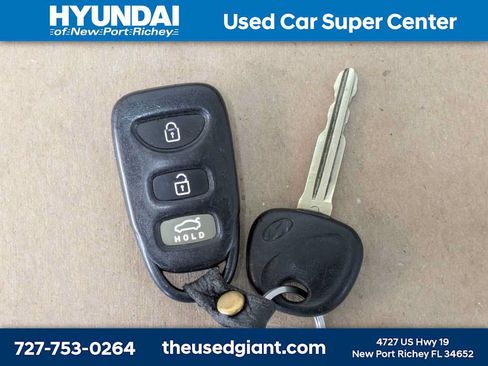 Used 2011 Hyundai Genesis 2.0T RWD image 31