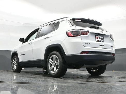 Used 2023 Jeep Compass Latitude image 48