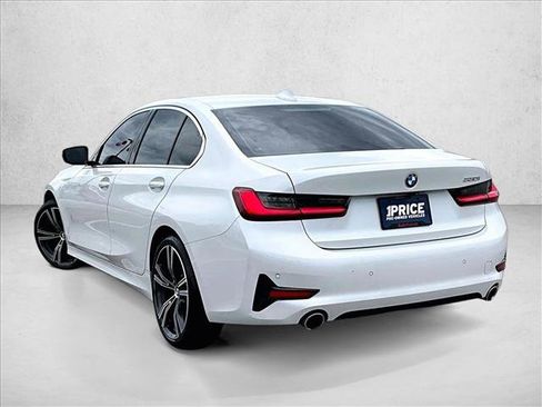 Used 2018 BMW 320i Sedan RWD image 12