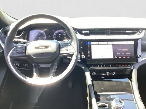 New 2026 Jeep Grand Cherokee Limited AWD/4WD image 11