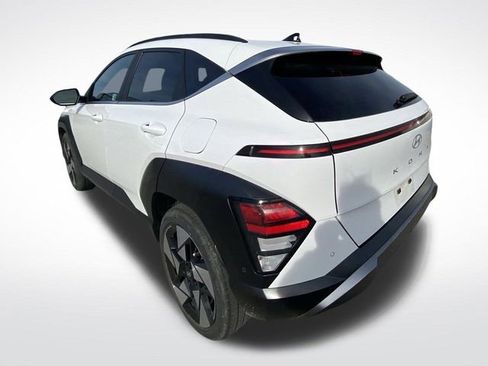 Used 2024 Hyundai Kona Limited image 7