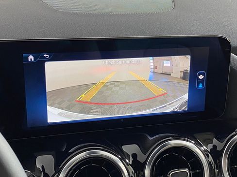 New 2025 Mercedes-Benz GLA 250 4MATIC image 24