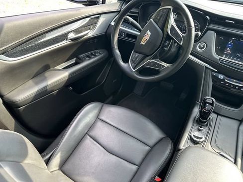 Used 2024 Cadillac XT5 Premium Luxury w/ LPO, Floor Liner Package AWD/4WD image 21