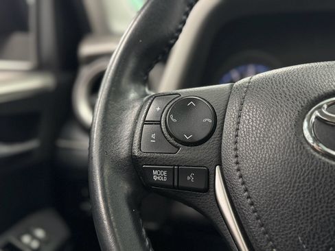 Used 2018 Toyota RAV4 XLE w/ Plus Extra Value Package AWD/4WD image 20