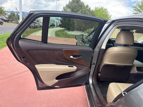 Used 2018 Lexus LS 500 AWD image 19