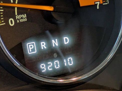 Used 2014 Jeep Compass Latitude w/ Sun/Sound Group FWD image 10
