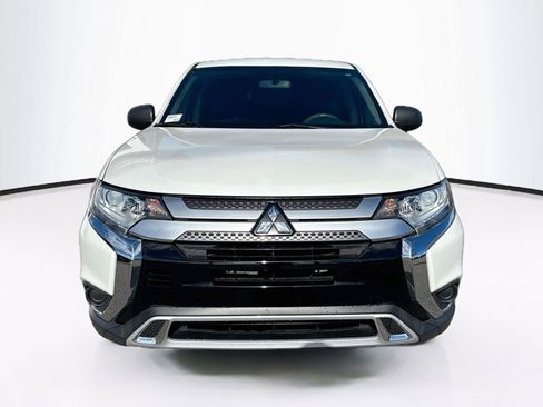 Used 2020 Mitsubishi Outlander ES FWD image 8