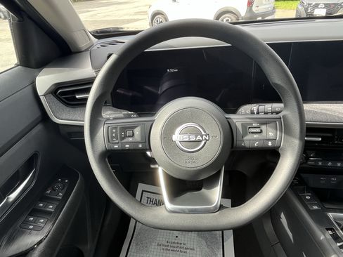 New 2026 Nissan Kicks SV w/ SV Premium Package AWD/4WD image 19
