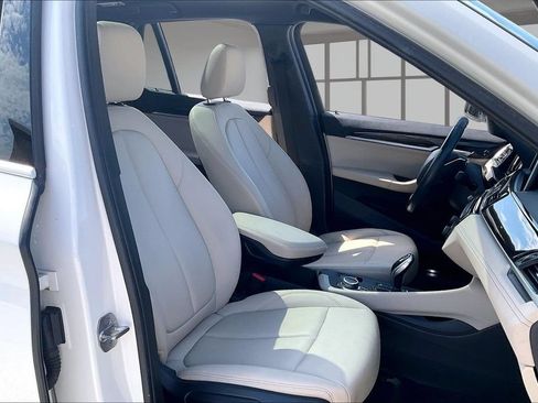Used 2022 BMW X1 xDrive28i w/ Premium Package 2 AWD/4WD image 27