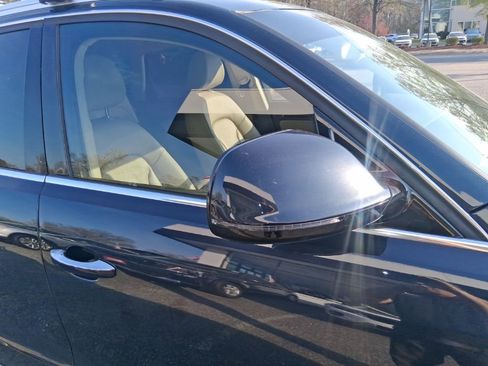 Used 2017 Audi Q5 2.0T Premium Plus w/ Technology Package image 13