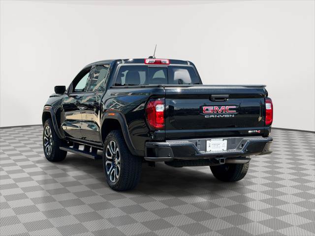 Used 2024 GMC Canyon AT4 w/ AT4 Premium Package AWD/4WD image 5