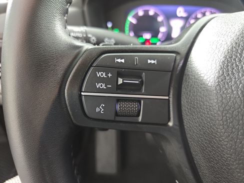 Used 2023 Honda Accord EX-L image 27