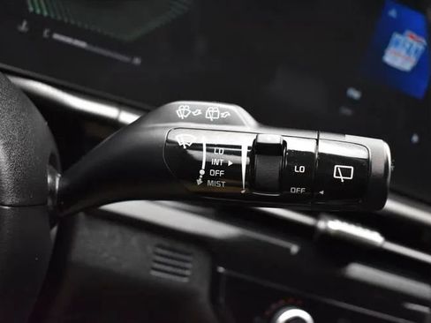 Used 2026 Kia Sportage LX FWD image 26