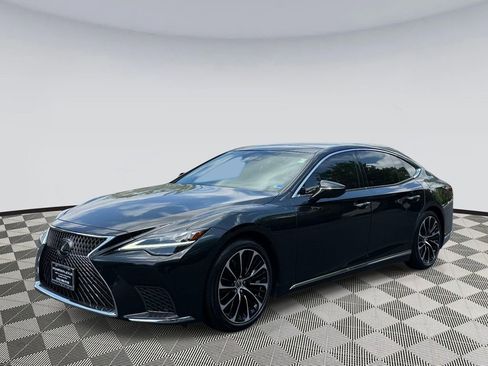 Used 2023 Lexus LS 500 AWD w/ Luxury Package image 5