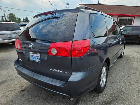 Used 2008 Toyota Sienna LE image 3