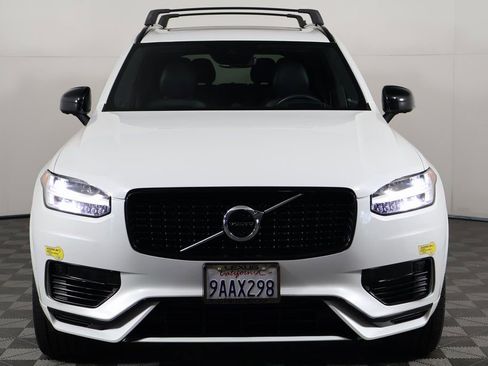 Used 2022 Volvo XC90 T8 R-Design w/ Advanced Package image 2