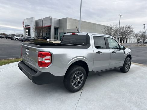 Used 2023 Ford Maverick XLT image 10