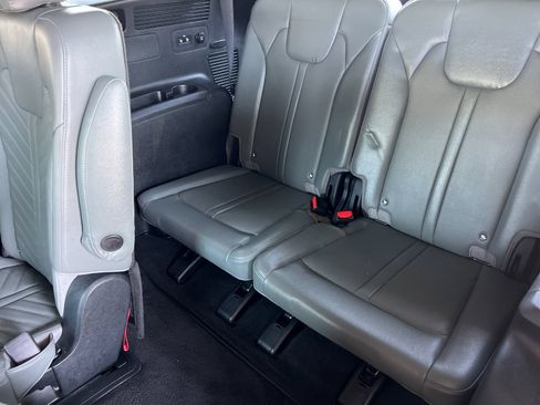 Certified 2024 Kia Sorento SX Prestige w/ Sage Leather Package image 14