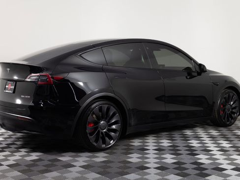 Used 2022 Tesla Model Y Performance AWD/4WD image 8