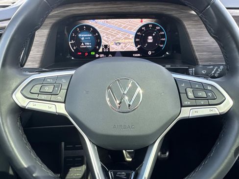 Certified 2025 Volkswagen Atlas SEL Premium R-Line image 21