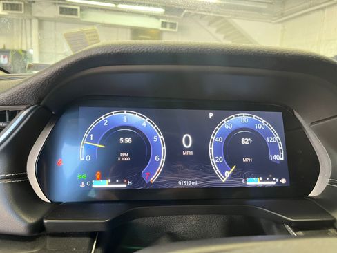 Used 2023 Jeep Grand Cherokee L Laredo AWD/4WD image 19