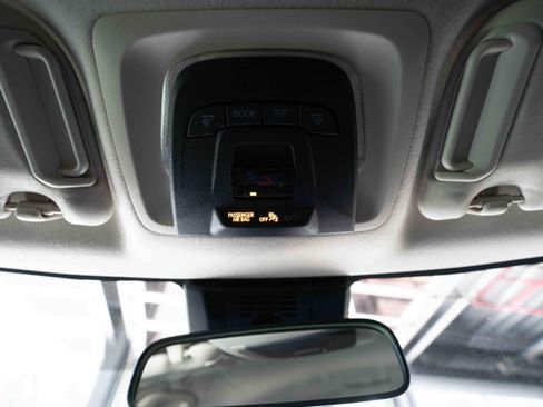 Used 2025 Toyota Corolla LE FWD image 18
