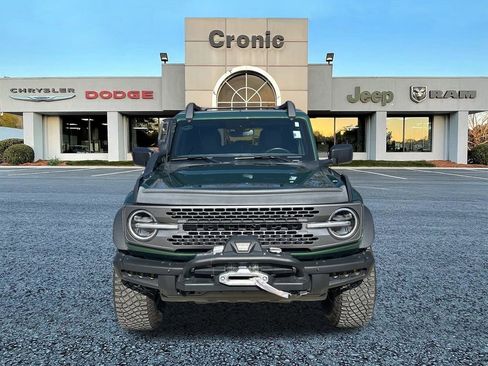 Used 2022 Ford Bronco Everglades image 8