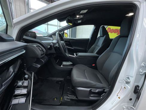 Used 2023 Subaru Solterra AWD image 10