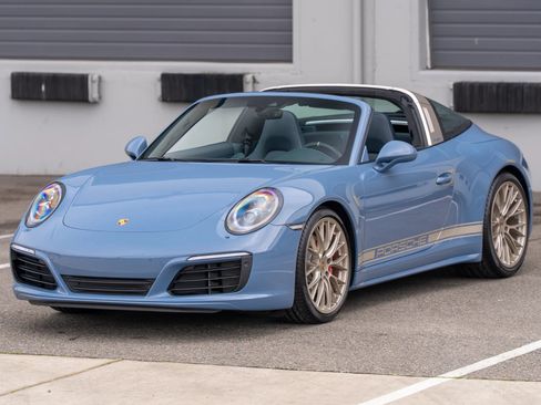 Used 2017 Porsche 911 Targa 4S AWD/4WD image 6