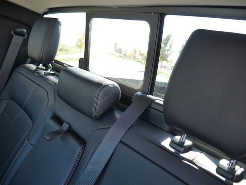 New 2025 Ford Ranger Lariat w/ FX4 Off-Road Package image 16