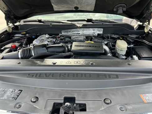 Used 2018 Chevrolet Silverado 3500 High Country w/ Duramax Plus Package AWD/4WD image 30