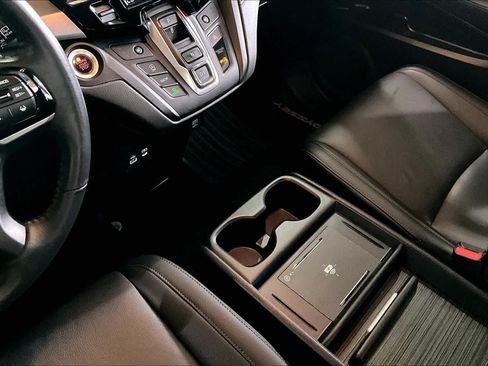 Used 2025 Honda Odyssey EX-L image 17