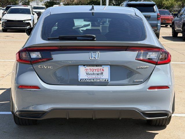 Used 2025 Honda Civic Sport image 5