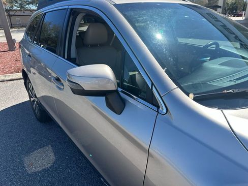 Used 2017 Subaru Outback 2.5i Limited image 16