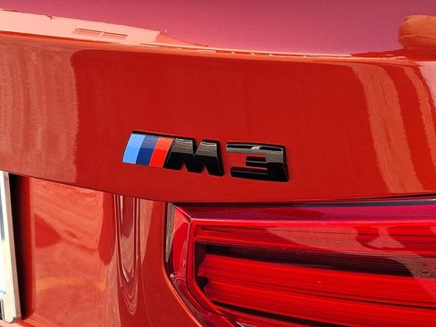 Used 2016 BMW M3 Base image 16