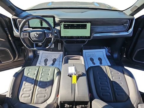 Used 2022 Rivian R1T Launch Edition image 12