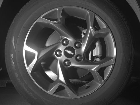 Used 2025 Chevrolet Trax LT FWD image 12