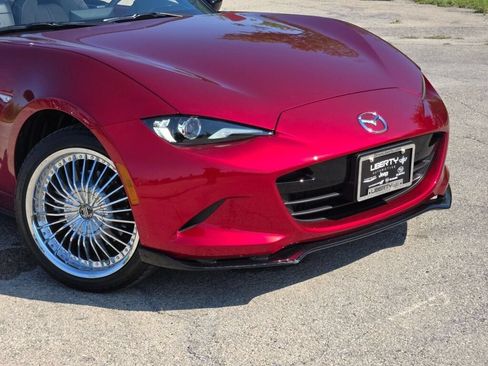 Used 2024 MAZDA MX-5 Miata Club w/ Interior Package RWD image 4