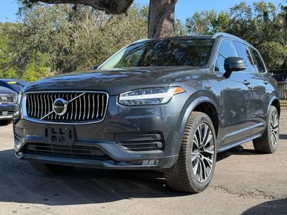 Used 2022 Volvo XC90 T5 Momentum w/ Climate Package