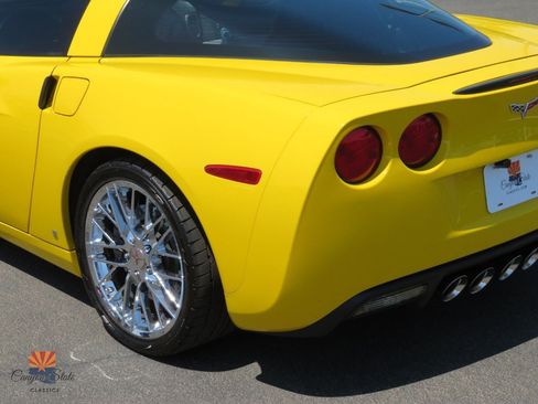 Used 2009 Chevrolet Corvette Coupe w/ Preferred Equipment Group RWD image 17