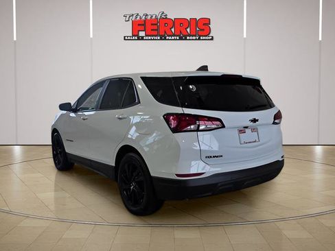 Used 2023 Chevrolet Equinox LS w/ LS Convenience Package image 3