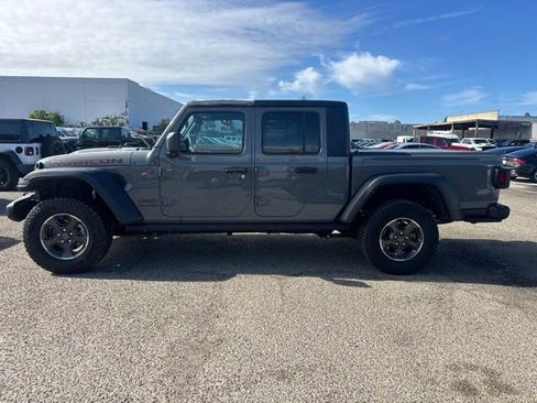 Used 2022 Jeep Gladiator Rubicon w/ Cold Weather Group AWD/4WD image 8