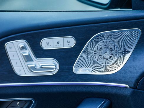New 2026 Mercedes-Benz GLS 450 4MATIC image 22