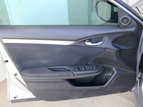 Used 2017 Honda Civic EX image 19