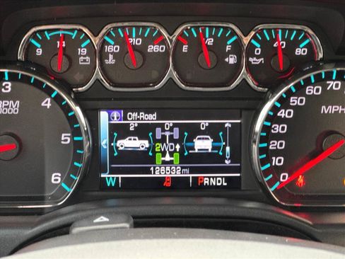 Used 2018 Chevrolet Silverado 1500 LT w/ All Star Edition AWD/4WD image 12