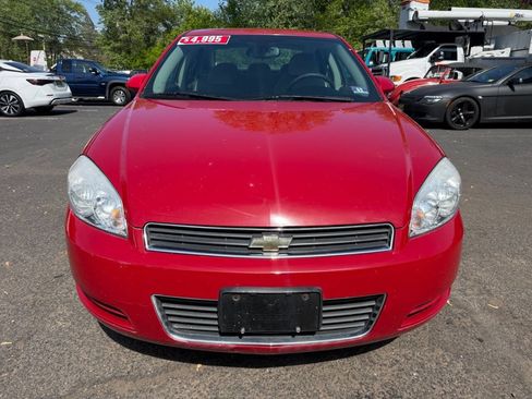 Used 2008 Chevrolet Impala LT FWD image 2