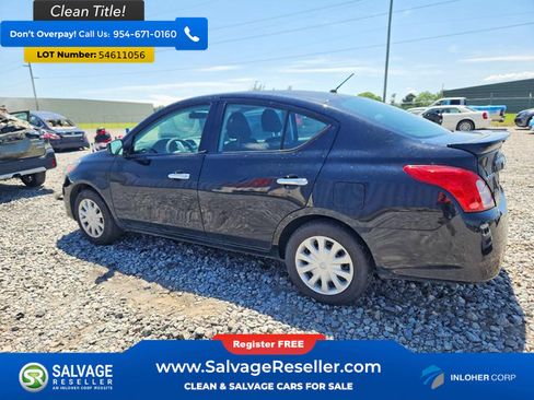 Used 2019 Nissan Versa SV FWD image 3