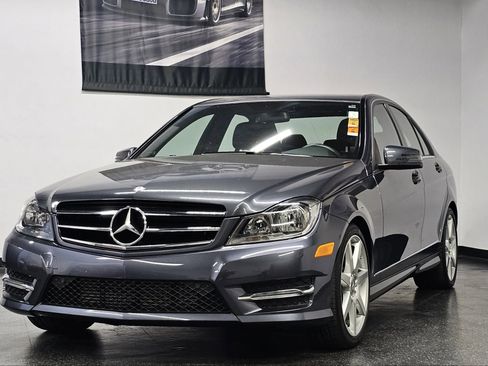 Used 2014 Mercedes-Benz C 250 Sedan image 5