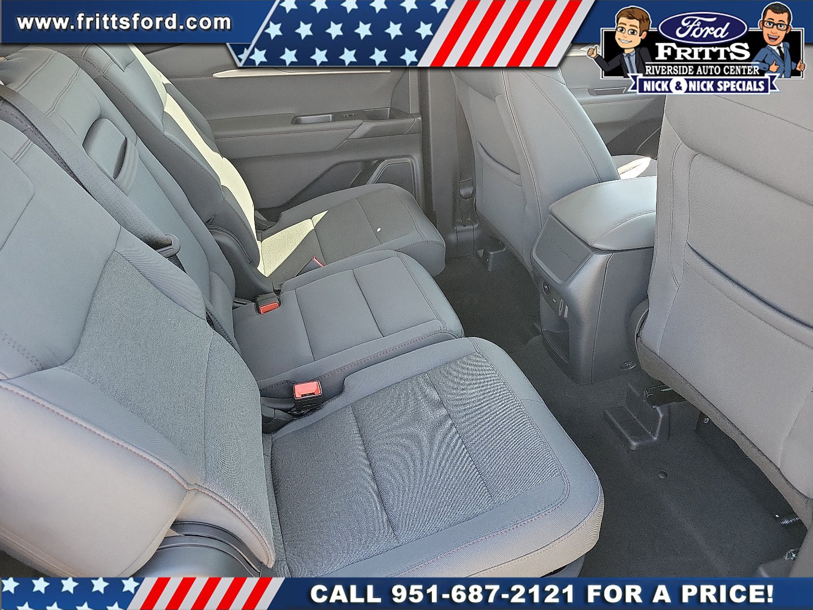 New 2026 Ford Explorer Active RWD image 18